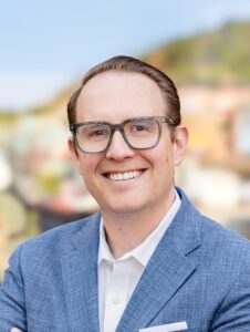 headshot of Adam Lee